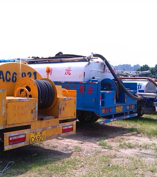 高壓清洗、吸污設備車